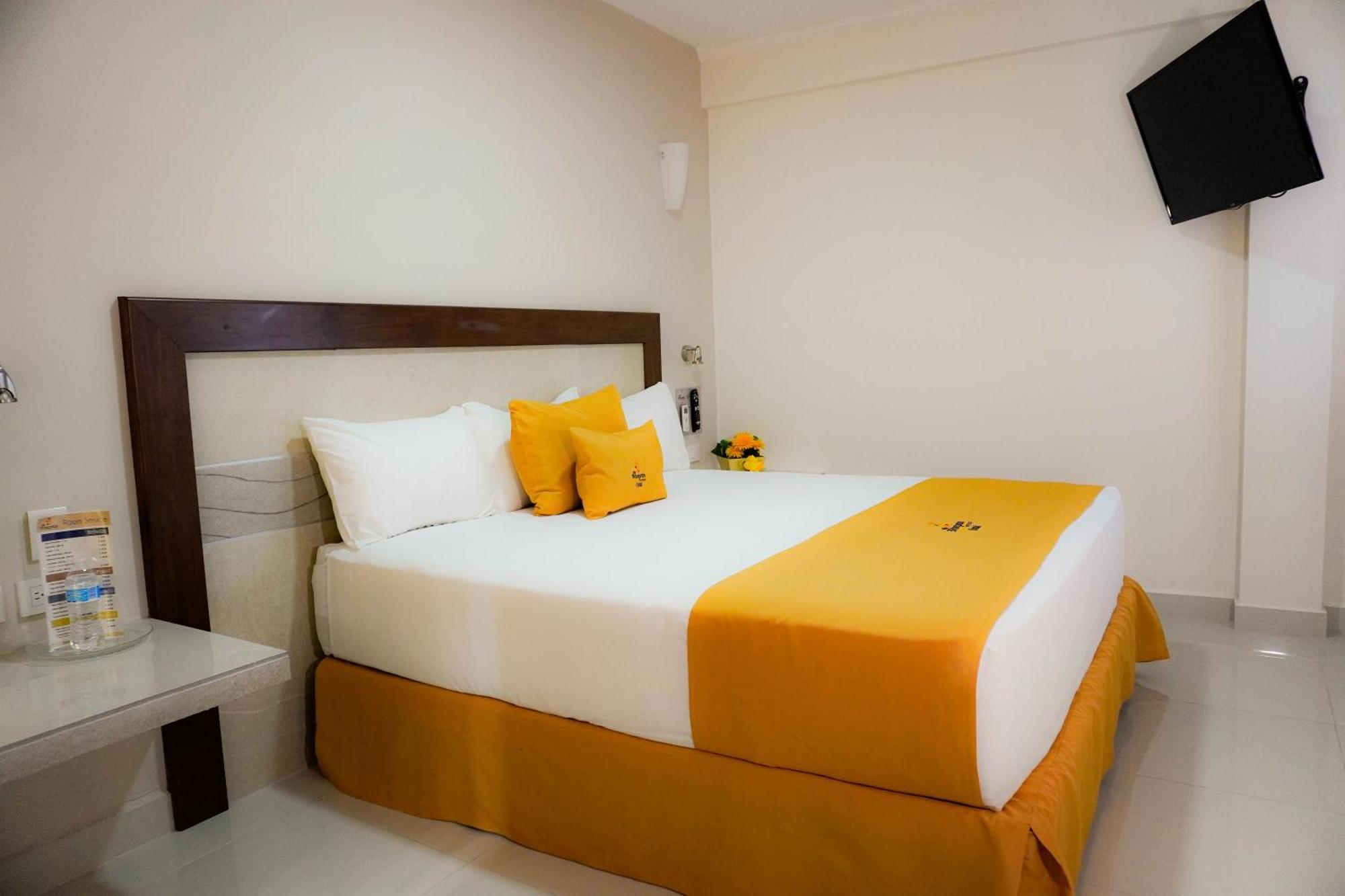 Villa Las Margaritas Plaza Cristal Xalapa Eksteriør billede